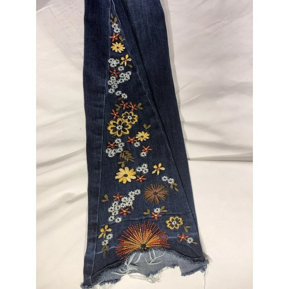 Ashley Mason Premium Jeans Women’s 7/28 Floral Embroidered Flare Hippie Festival